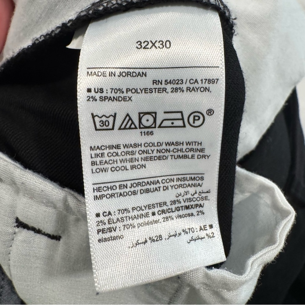 EUC Old Navy Men's 32 x 30 Black Flat Front Dress Slacks Straight Built-in-Flex - Picture 8 of 10